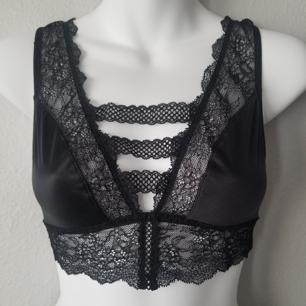 NWT Victoria's Secret bralette